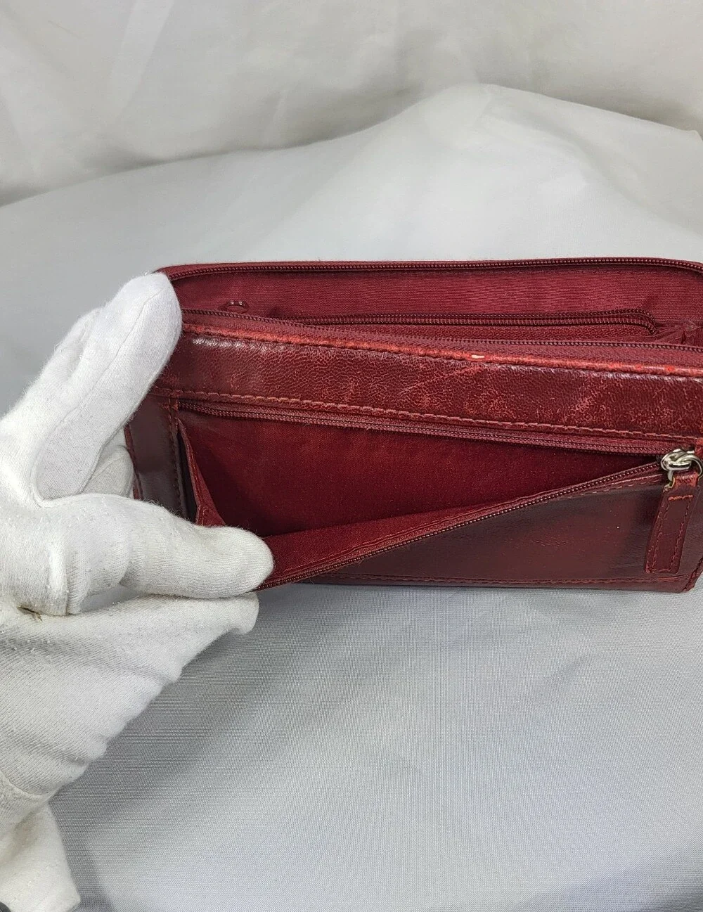 Liz Claiborne Red Leather Zip Wallet